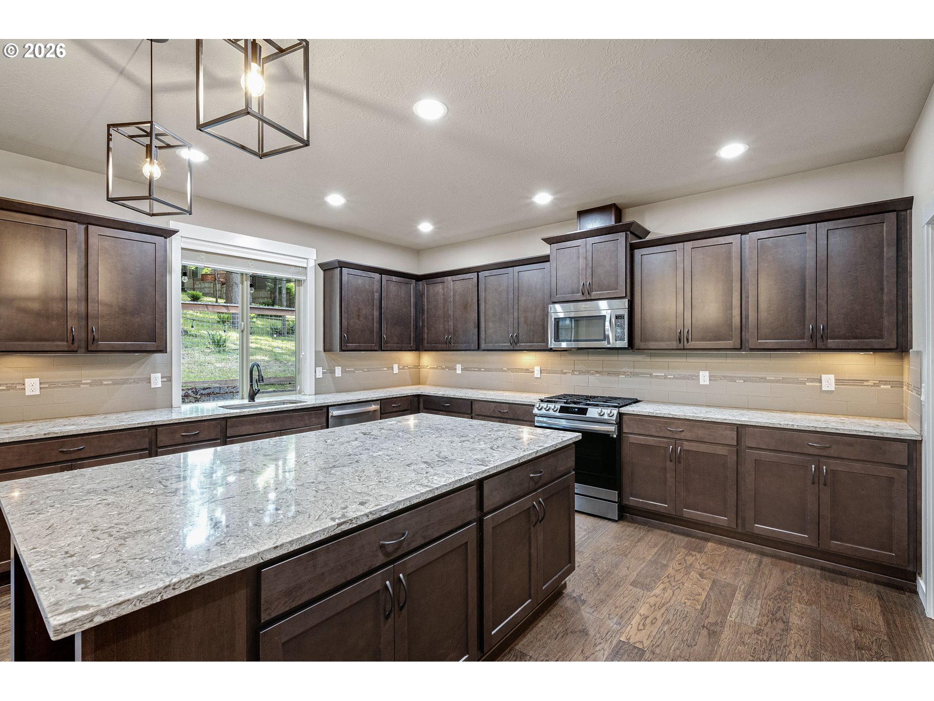 3237 Timberline Drive Eugene, OR 97405 - Photo 10 of 44