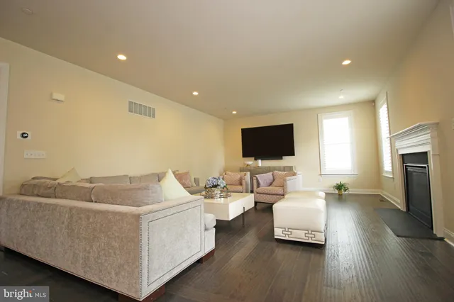 $7,500 | 405 Park Hill Lane, Newtown Square, PA 19073