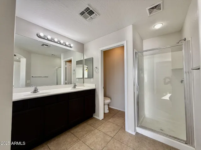 $2,450 | 3361 East Pinot Noir Avenue, Gilbert, AZ 85298