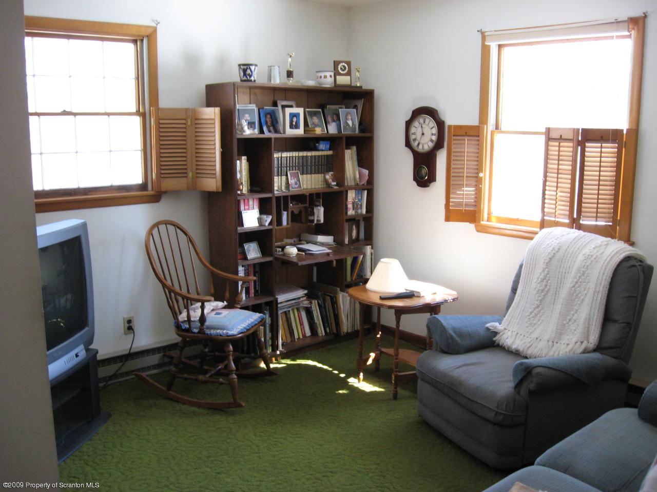 617 White Birch Road Clarks Summit, PA 18411 - Photo 7 of 9 Gallery Image 7