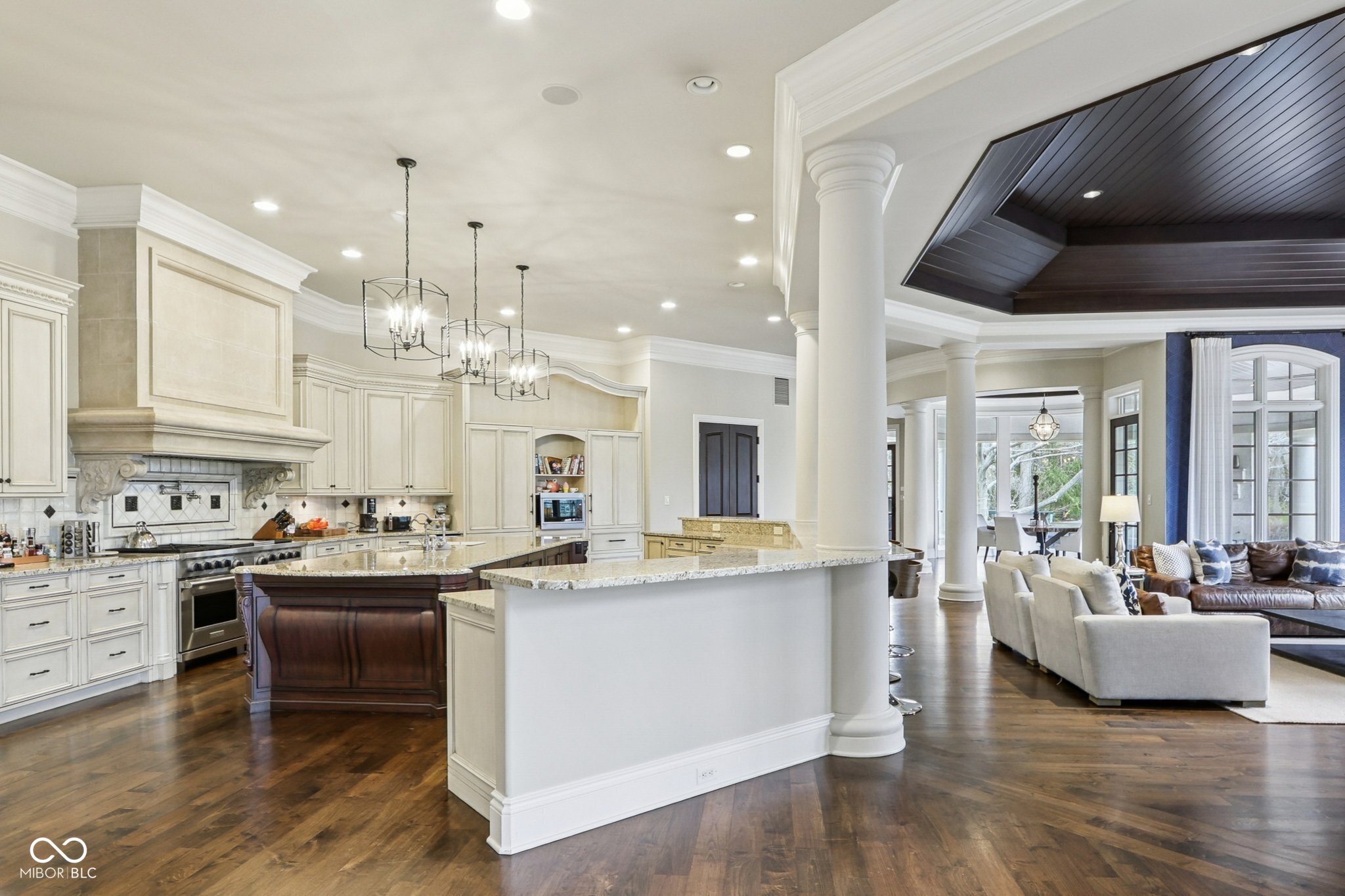 415 Springwood Drive Carmel, IN 46032 - Photo 15 of 77