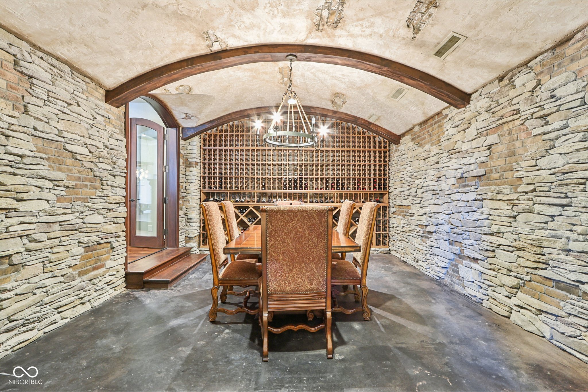 415 Springwood Drive Carmel, IN 46032 - Photo 25 of 77