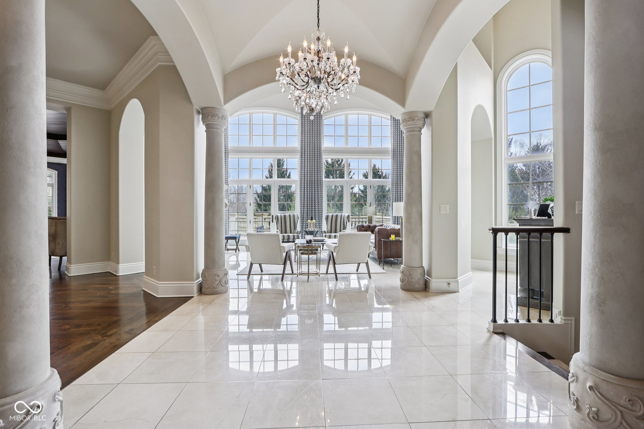 415 Springwood Drive Carmel, IN 46032 - Photo 5 of 77