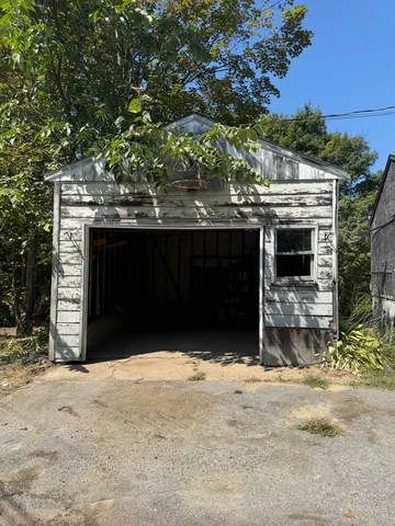 $650,000 | 602 Black Brook Road, Goffstown, NH 03045