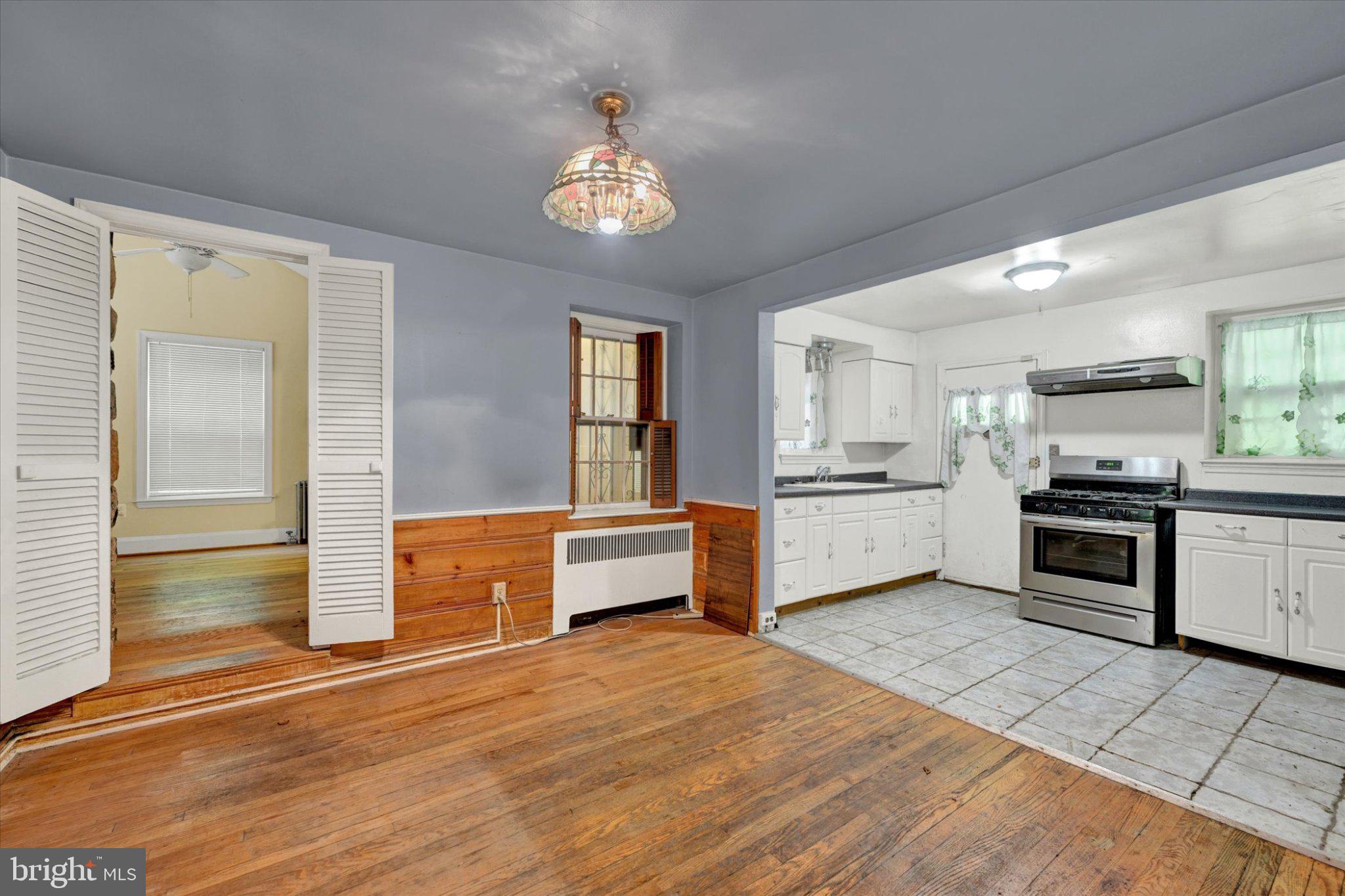 2501 Parkview Road Baltimore, MD 21207 - Photo 10 of 28 Gallery Image 10