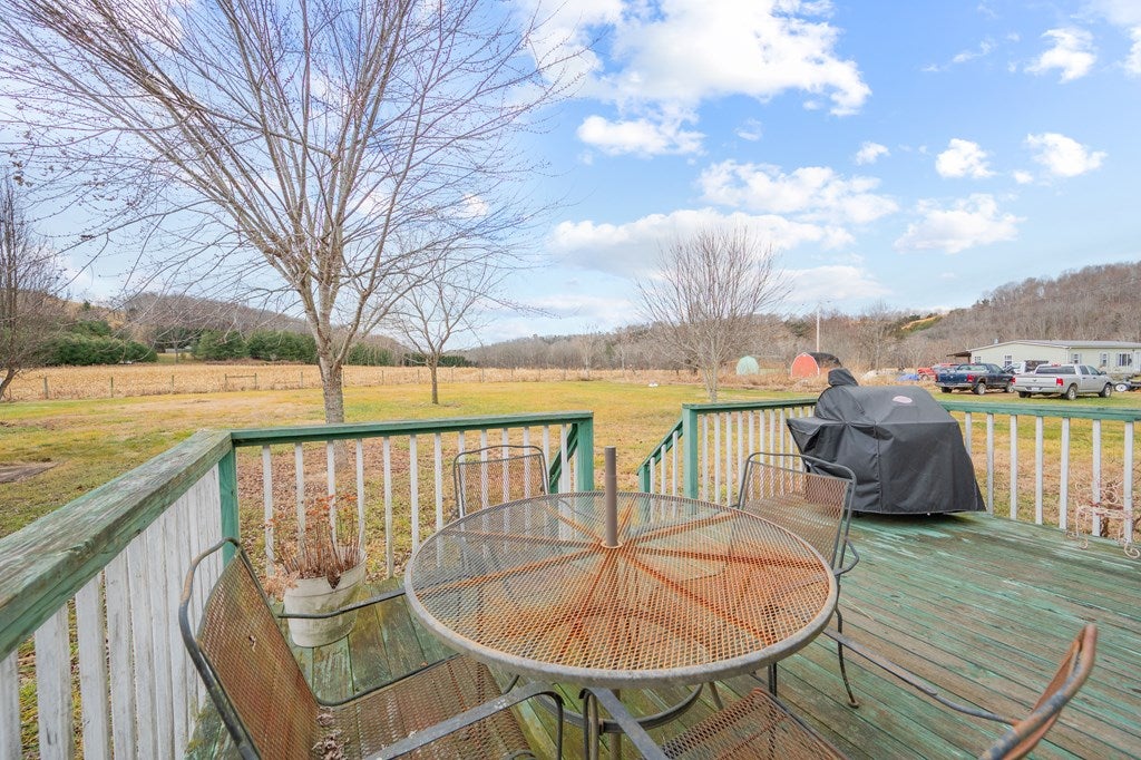 3657 Ivanhoe Road Ivanhoe, VA 24350 - Photo 23 of 67 Gallery Image 23