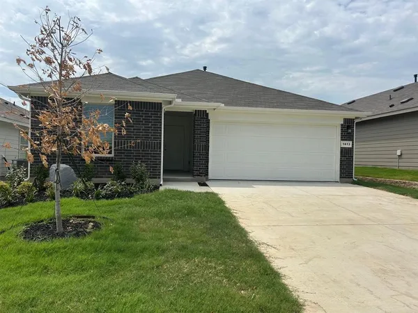 $2,250 | 1613 Tin Roof Road, Krum, TX 76249