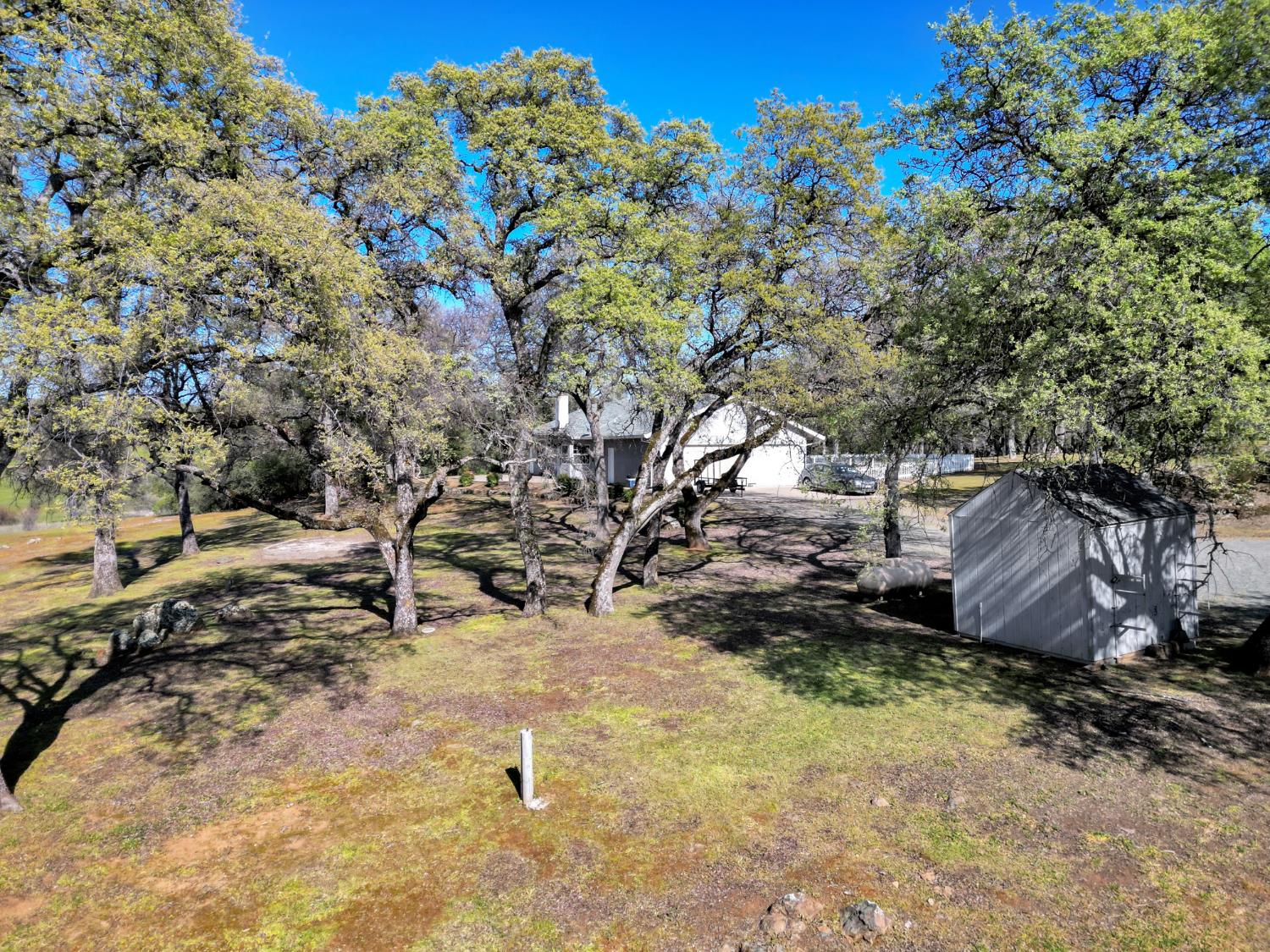 19890 Perimeter Road Grass Valley, CA 95949 - Photo 68 of 95