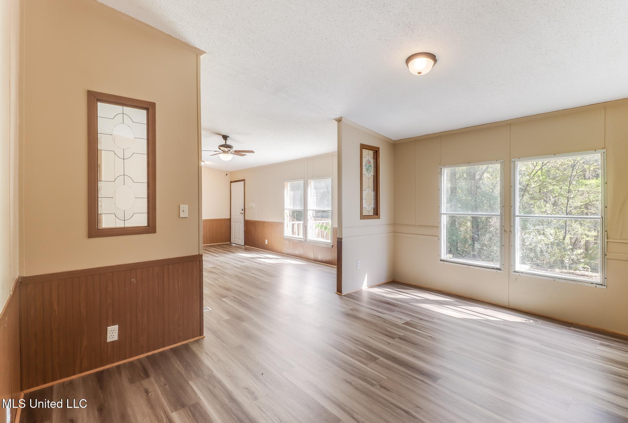 10 Jefferson Road Wiggins, MS 39577 - Photo 11 of 30 18577FA5-DA42-4FB2-B00C-F1BC45C26405