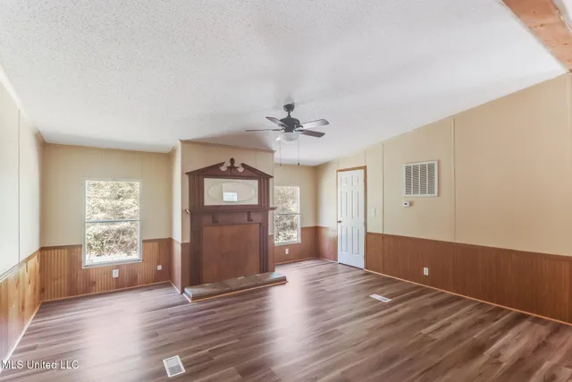 $159,000 | 10 Jefferson Road, Wiggins, MS 39577