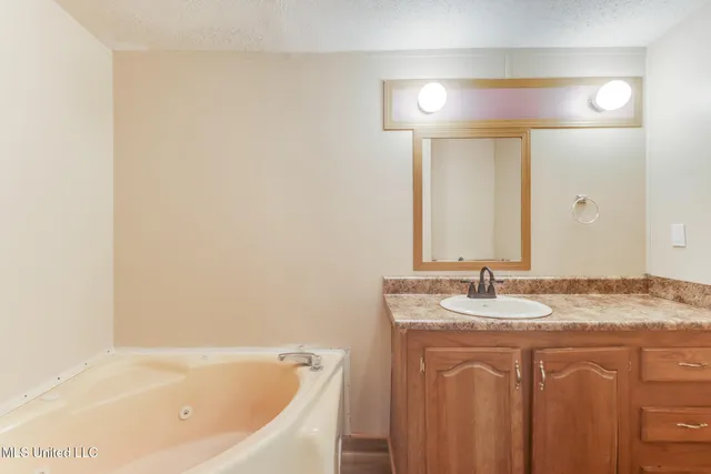 $159,000 | 10 Jefferson Road, Wiggins, MS 39577