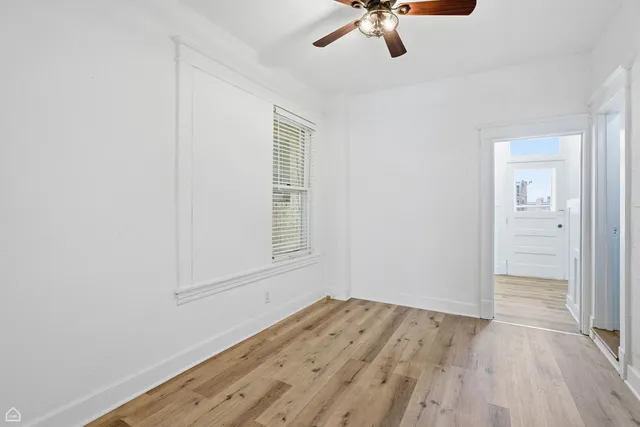 $1,150 | 107 1/2 Dean Street, Unit 2N, Woodstock, IL 60098