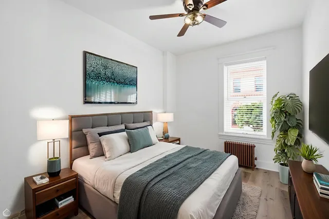 $1,150 | 107 1/2 Dean Street, Unit 2N, Woodstock, IL 60098