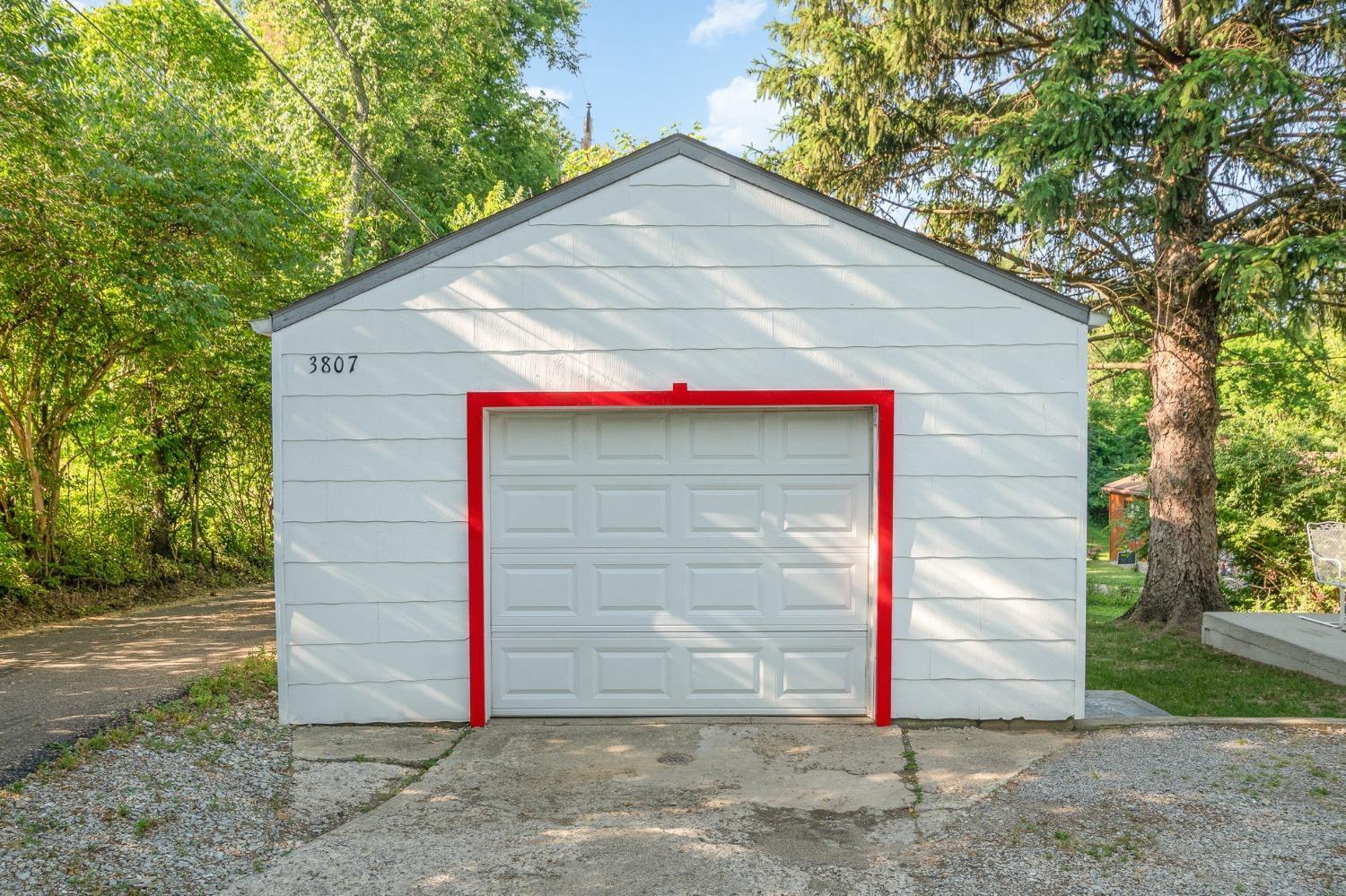3807 Riehle Road Cincinnati, OH 45247 - Photo 20 of 26 Gallery Image 20
