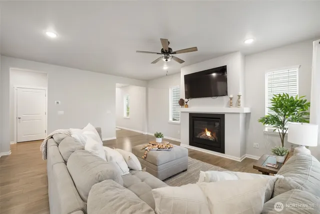 $648,900 | 4531 Currant Lane Southwest, Port Orchard, WA 98367