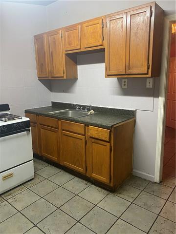 1811 St Roch Avenue New Orleans, LA 70117 - Photo 2 of 7