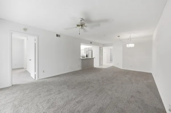 $2,400 | 9633 Riverside Drive, Unit E3, Coral Springs, FL 33071