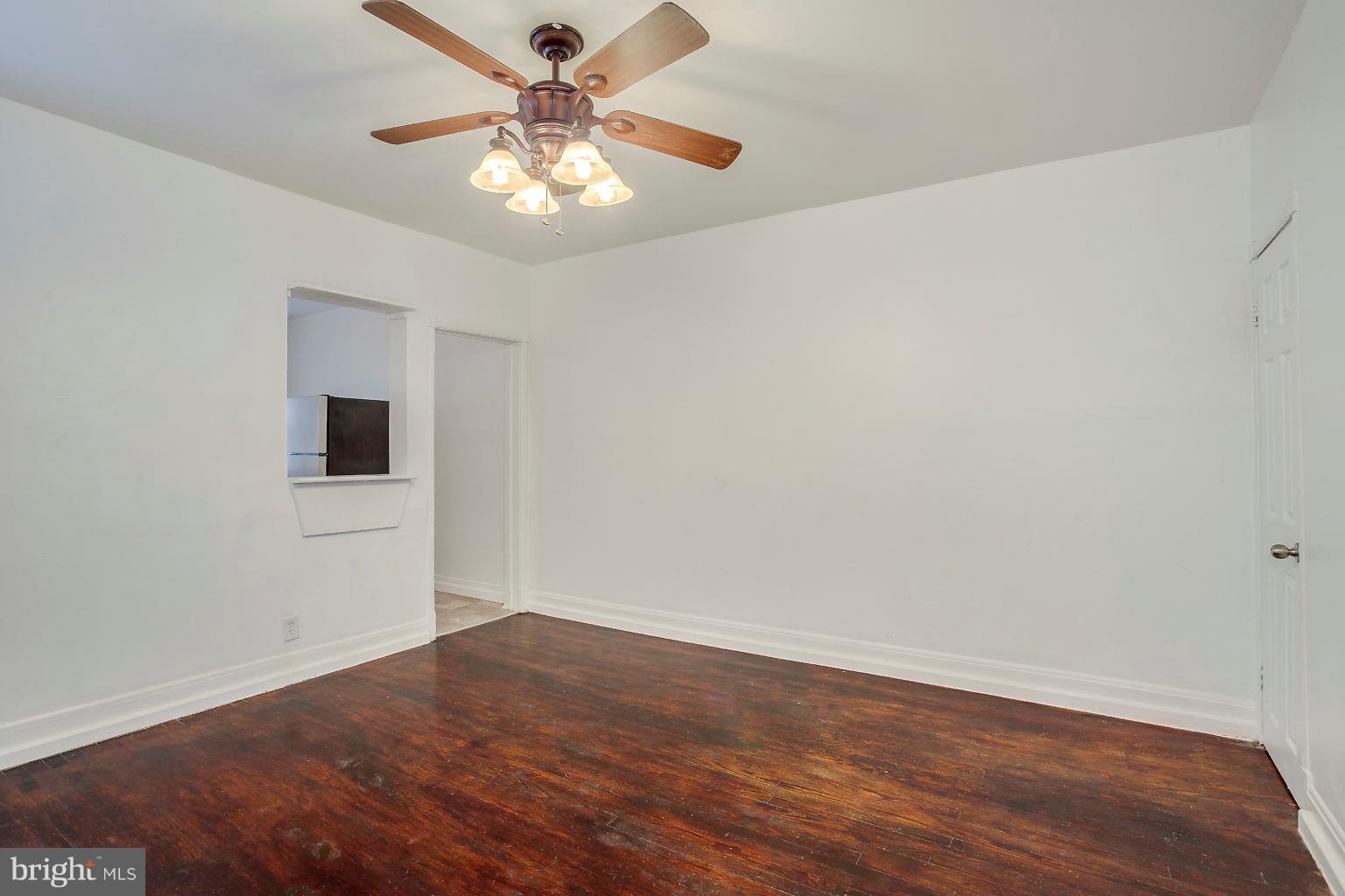3710 Colborne Road Baltimore, MD 21229 - Photo 8 of 27 Dining Room