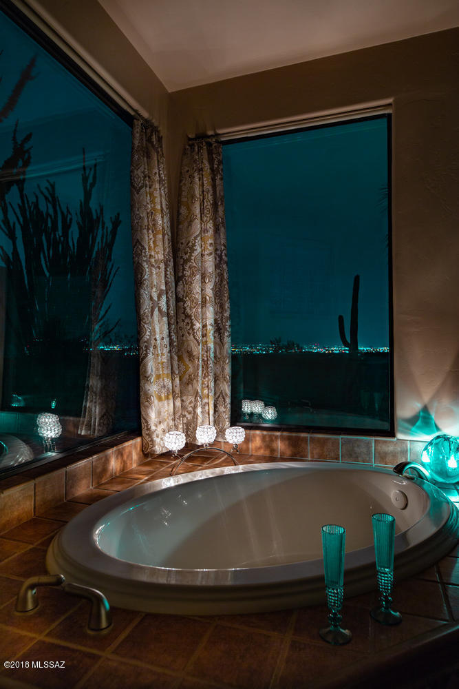 5670 North Abington Road Tucson, AZ 85743 - Photo 4 of 25 Gallery Image 4