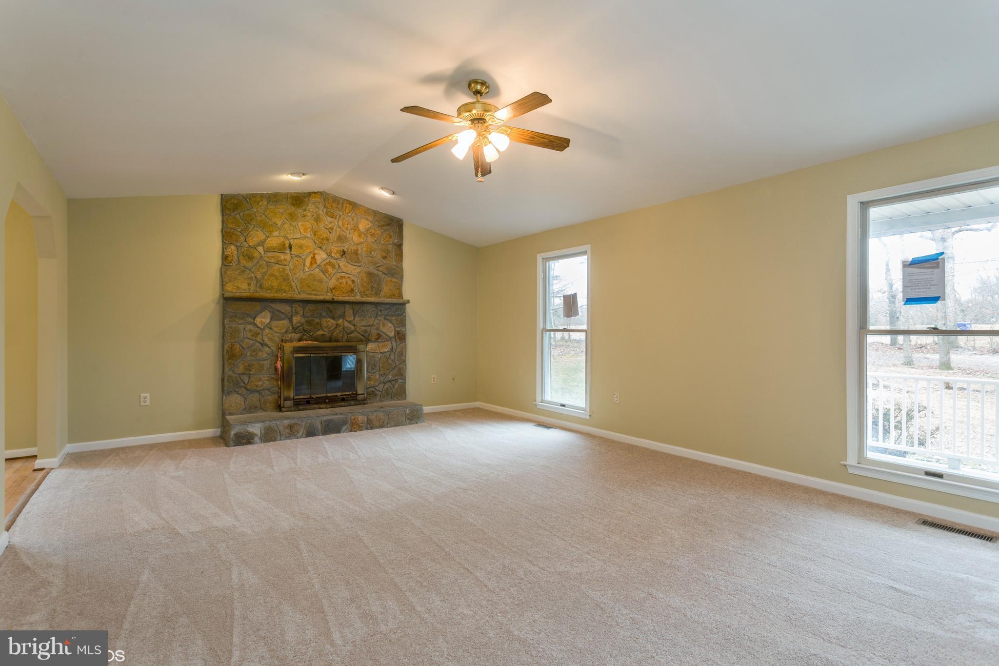 4656 Wilkerson Road Brandywine, MD 20613 - Photo 5 of 24 Family Room