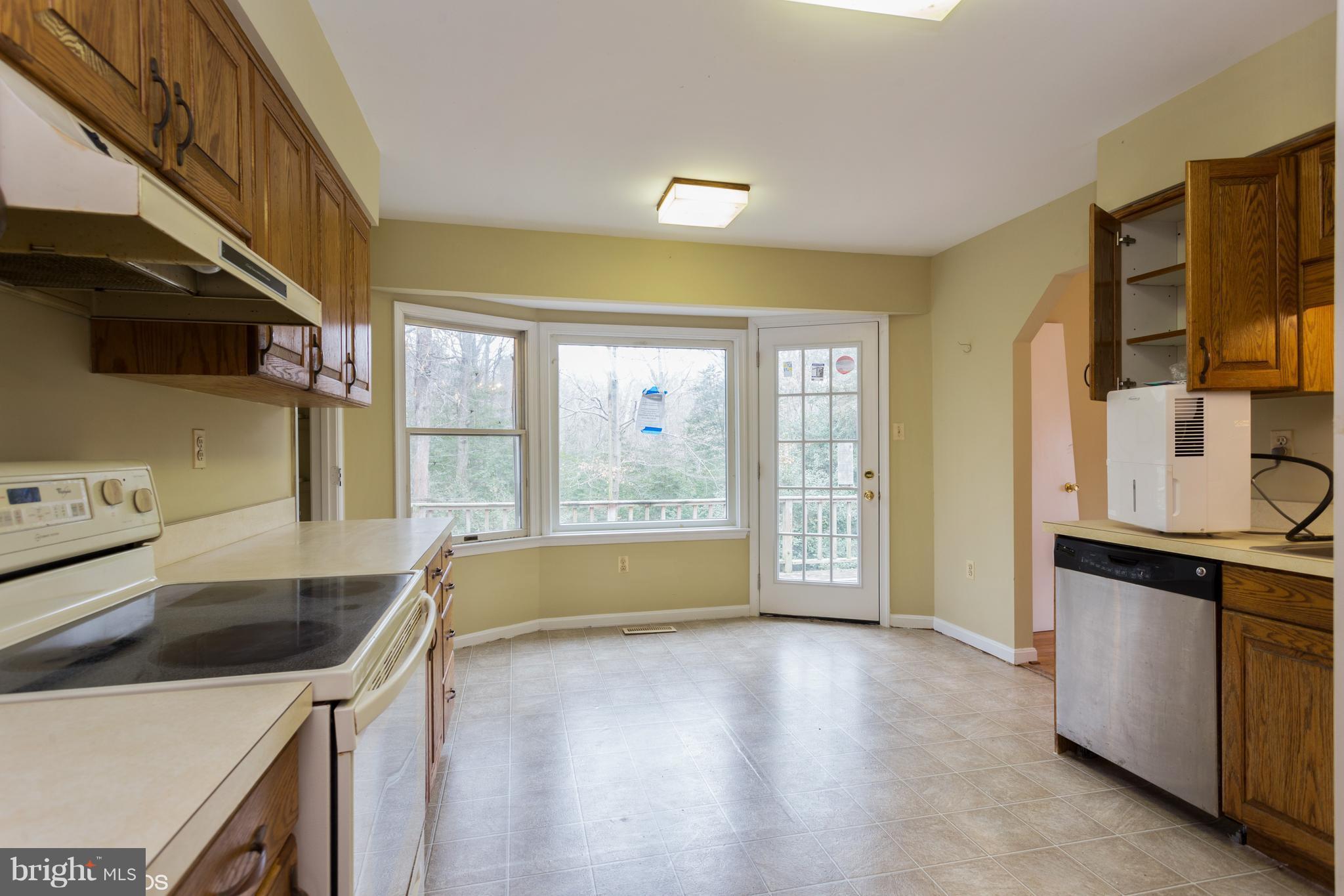 4656 Wilkerson Road Brandywine, MD 20613 - Photo 9 of 24 Kitchen