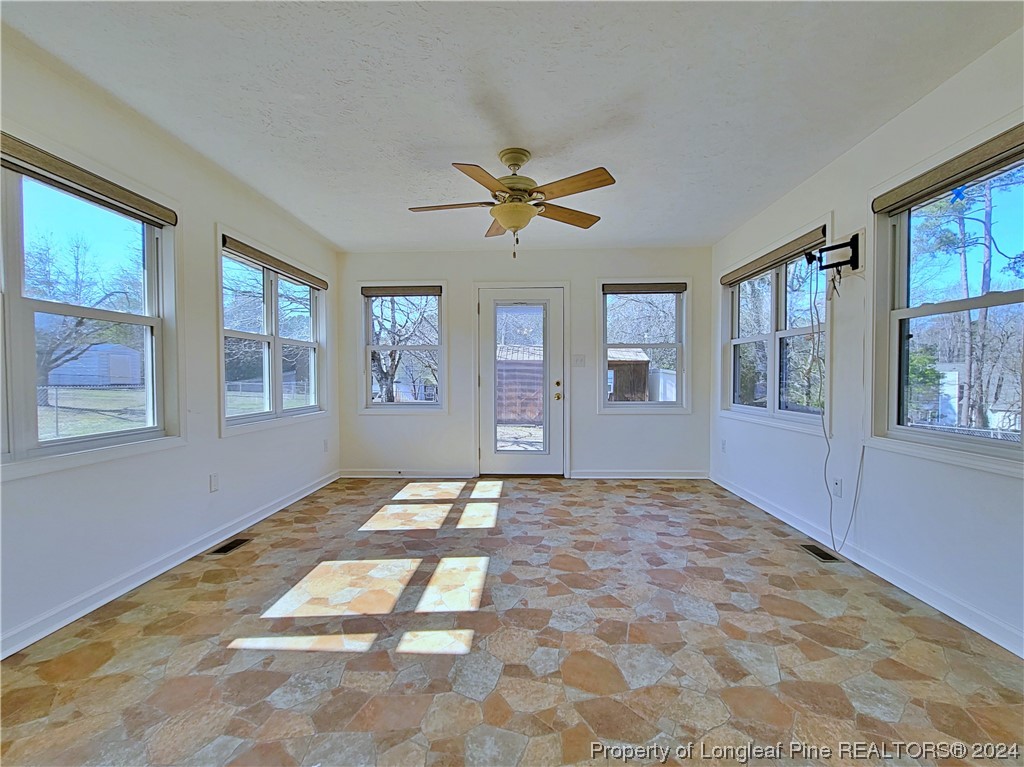 5213 Rodwell Road Fayetteville, NC 28311 - Photo 17 of 39 Gallery Image 17