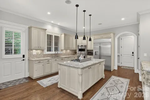 $2,100,000 | 8304 Marcliffe Court, Waxhaw, NC 28173