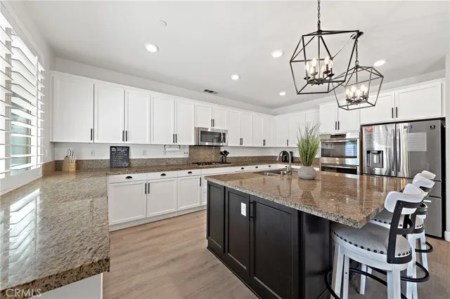 $985,000 | 23407 Crystal Way, Wildomar, CA 92595