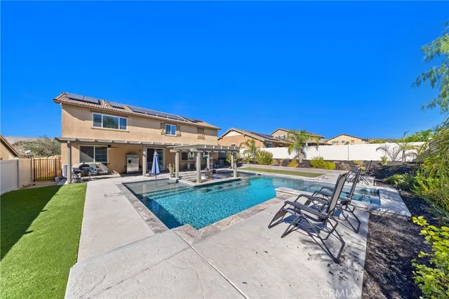 $985,000 | 23407 Crystal Way, Wildomar, CA 92595