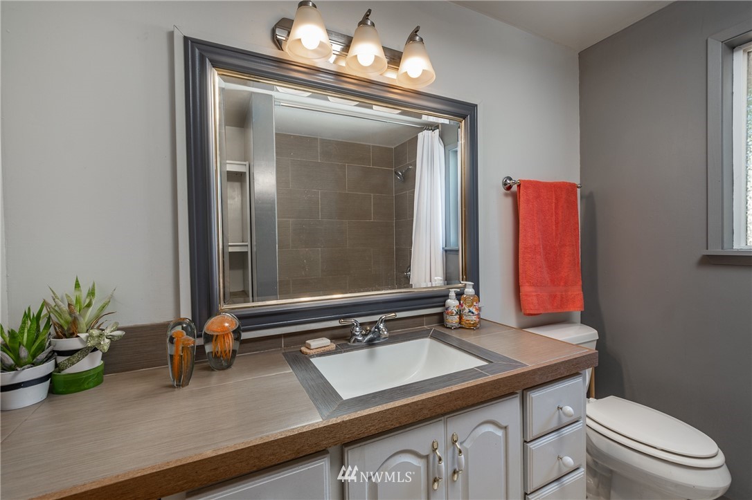 96 West Henni Road Oak Harbor, WA 98277 - Photo 13 of 39 Gallery Image 13