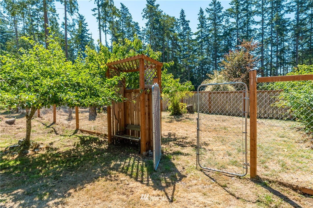 96 West Henni Road Oak Harbor, WA 98277 - Photo 36 of 39 Gallery Image 36