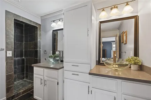 $365,000 | 8509 Northwest Winter Avenue, Kansas City, MO 64153