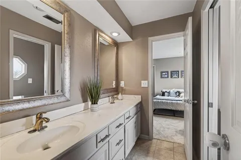 $365,000 | 8509 Northwest Winter Avenue, Kansas City, MO 64153