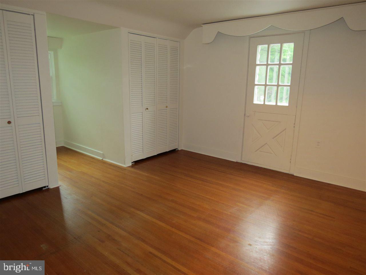 734 Linden Road Hershey, PA 17033 - Photo 12 of 15 Gallery Image 12