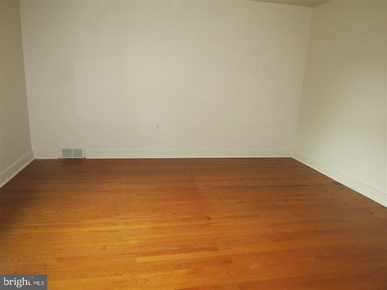 734 Linden Road Hershey, PA 17033 - Photo 8 of 15 Gallery Image 8