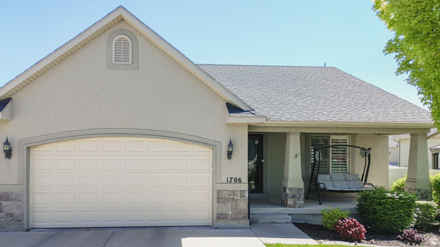 1706 West 1300th Street South Springville, UT 84663 - Photo 1 of 35