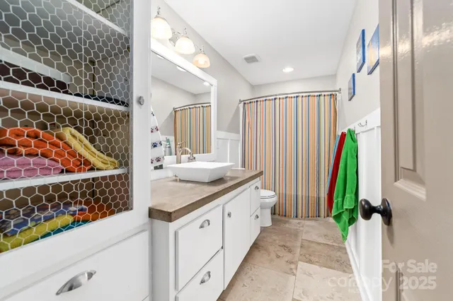 $999,999 | 222 Oakhill Street, Iron Station, NC 28080