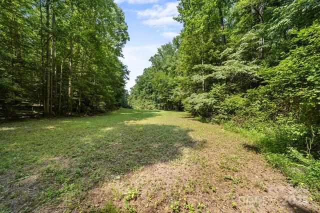 $999,999 | 222 Oakhill Street, Iron Station, NC 28080