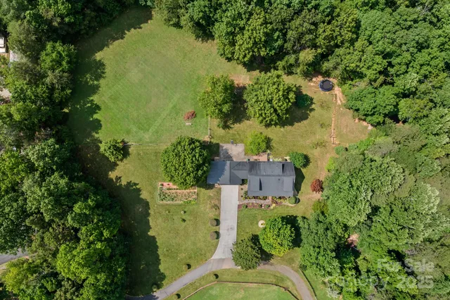 $999,999 | 222 Oakhill Street, Iron Station, NC 28080