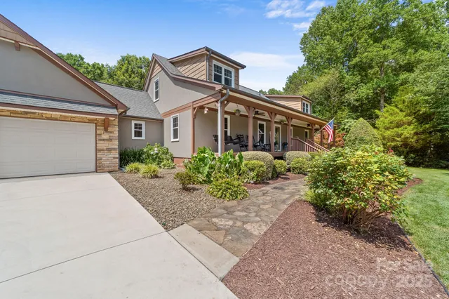 $999,999 | 222 Oakhill Street, Iron Station, NC 28080