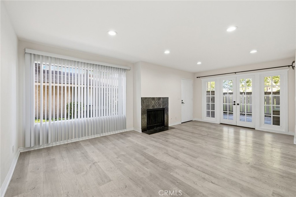 4502 Lubbock Drive, Unit D Simi Valley, CA 93063 - Photo 19 of 37