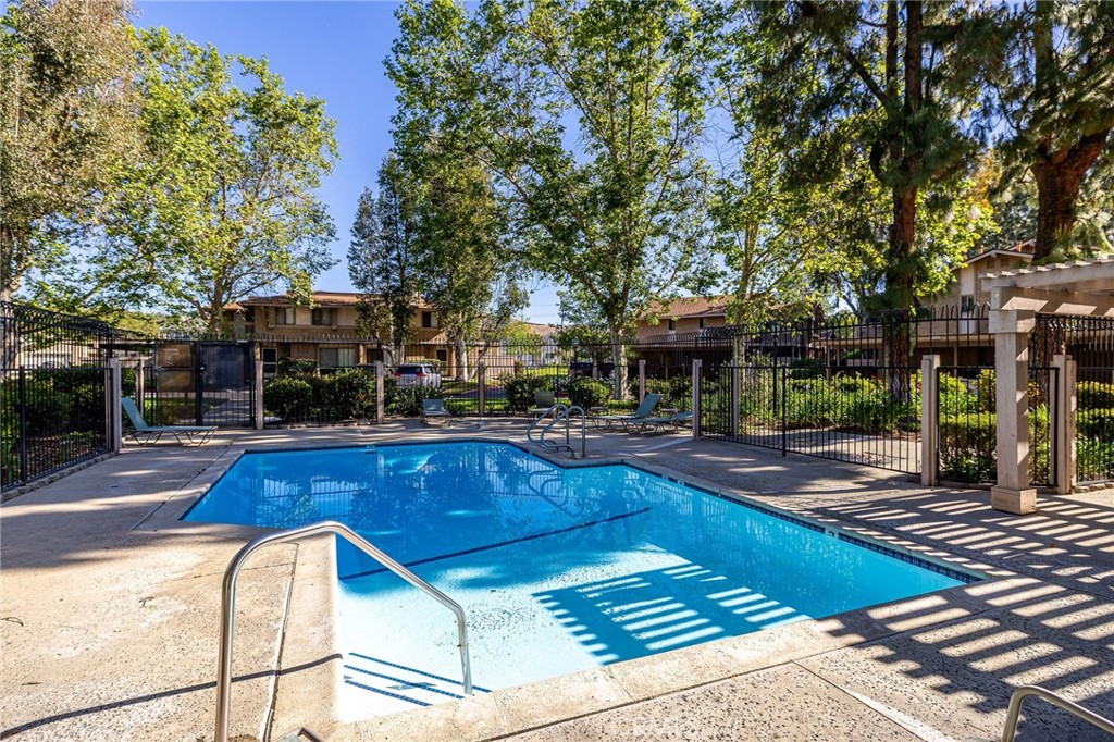 4502 Lubbock Drive, Unit D Simi Valley, CA 93063 - Photo 36 of 37 Community swimming pool