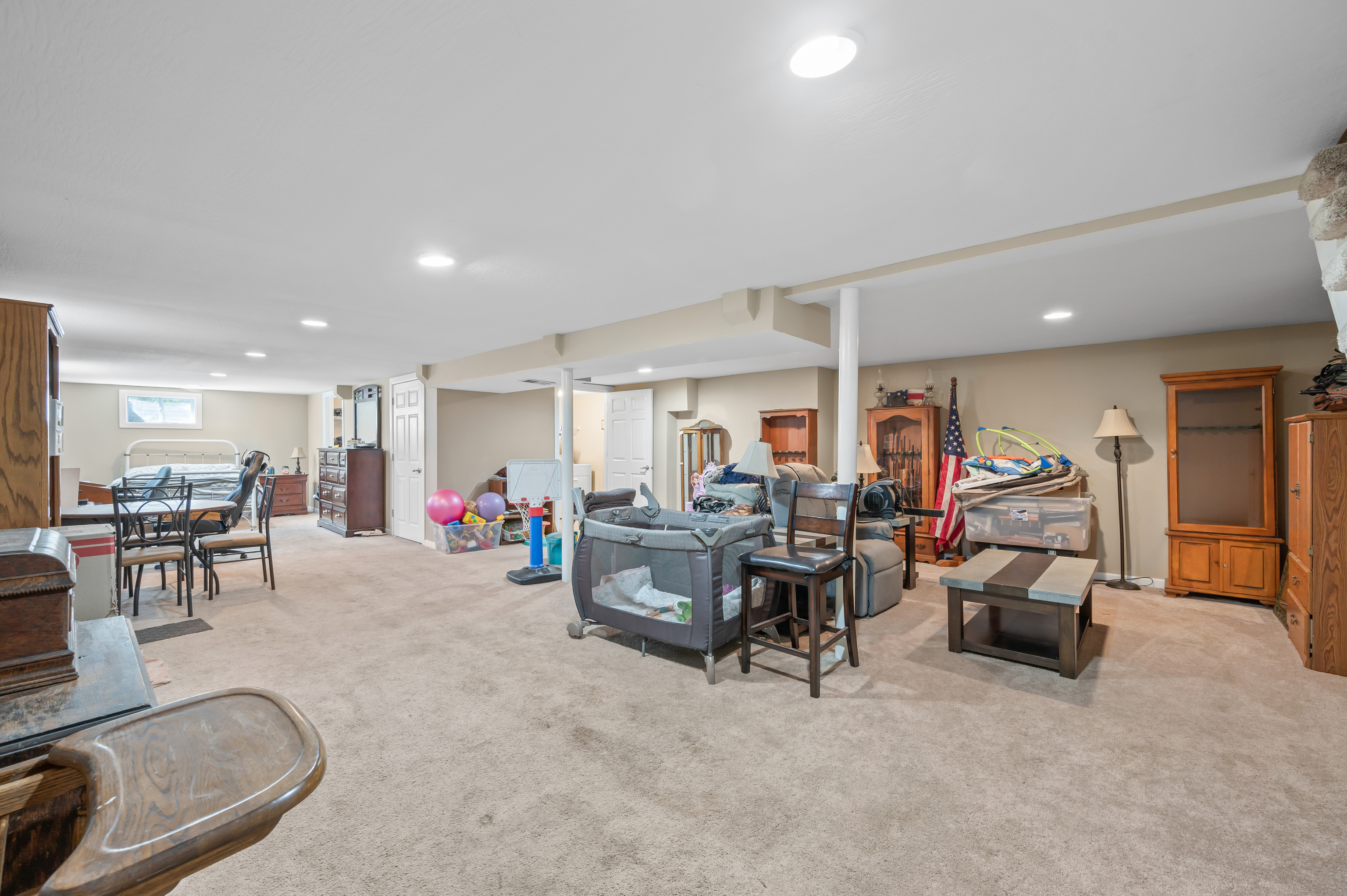 2831 Taylor Road Columbus, IN 47203 - Photo 24 of 30 Gallery Image 24