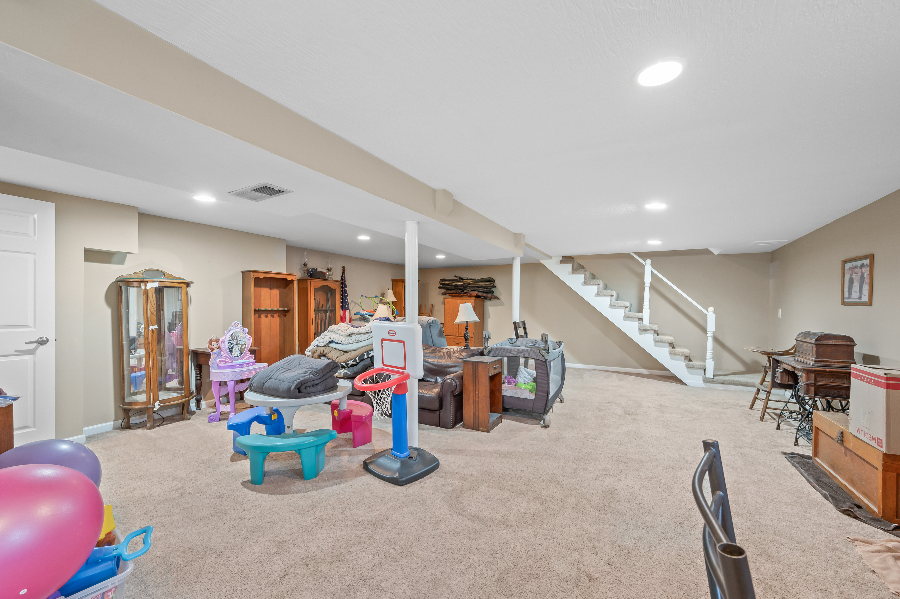 2831 Taylor Road Columbus, IN 47203 - Photo 25 of 30 Gallery Image 25