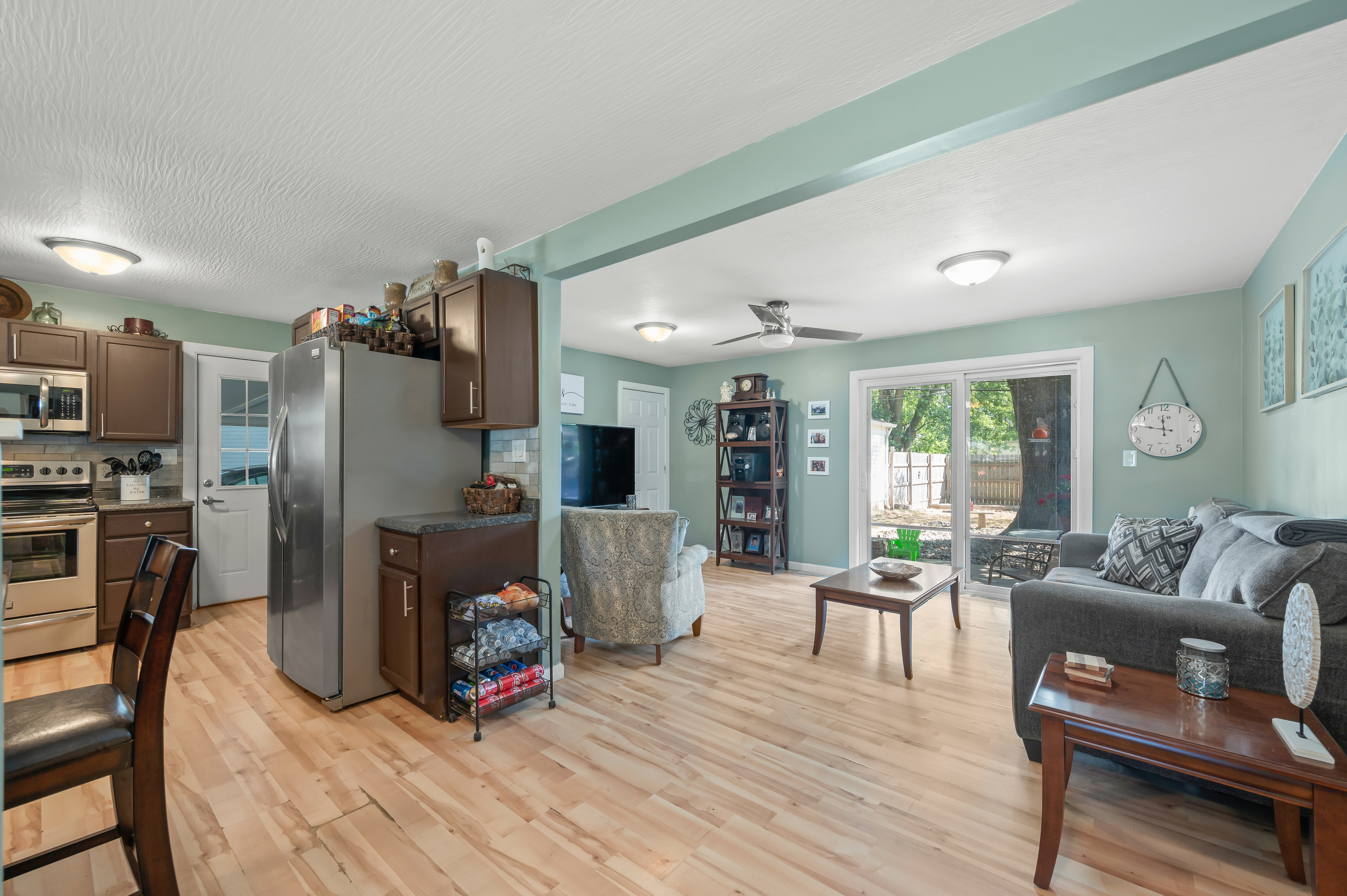 2831 Taylor Road Columbus, IN 47203 - Photo 10 of 30 Gallery Image 10