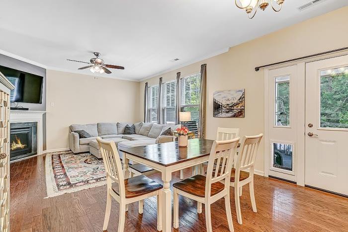 8201 Ruddock Place Hayes, VA 23072 - Photo 3 of 40