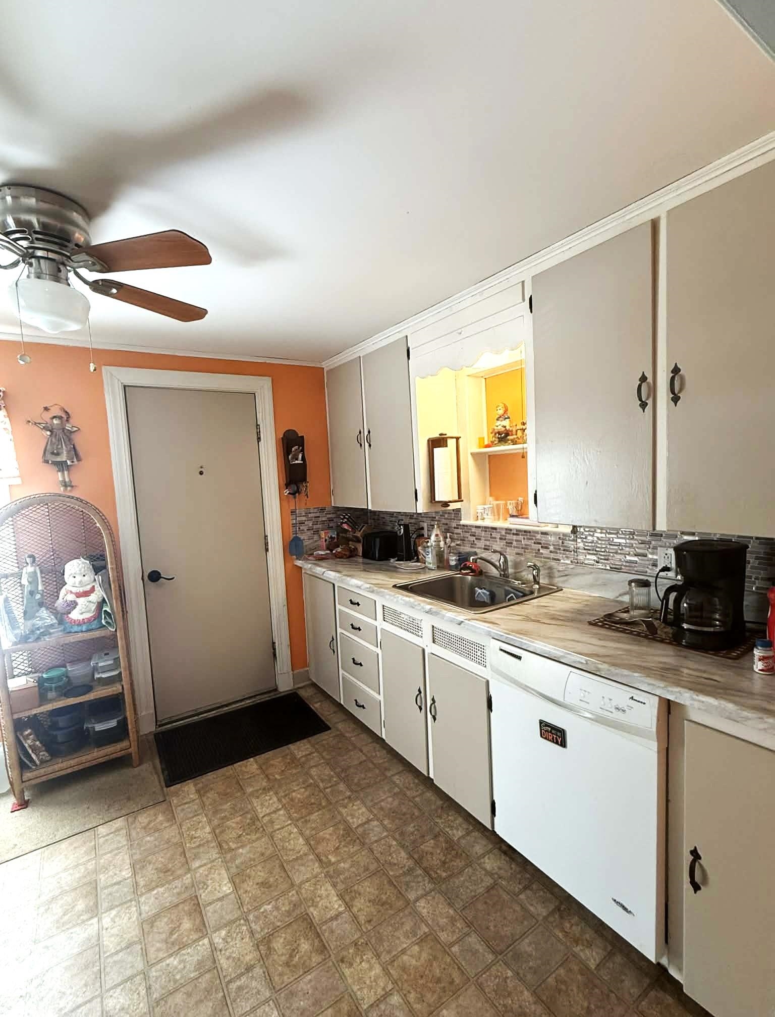157 Commonwealth Avenue Springfield, VT 05156 - Photo 20 of 40