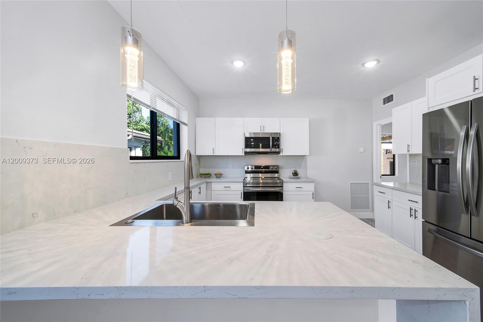 1925 Southwest 23rd Street Miami, FL 33145 - Photo 10 of 27