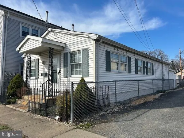 $2,600 | 303 4th Avenue, Quantico, VA 22134