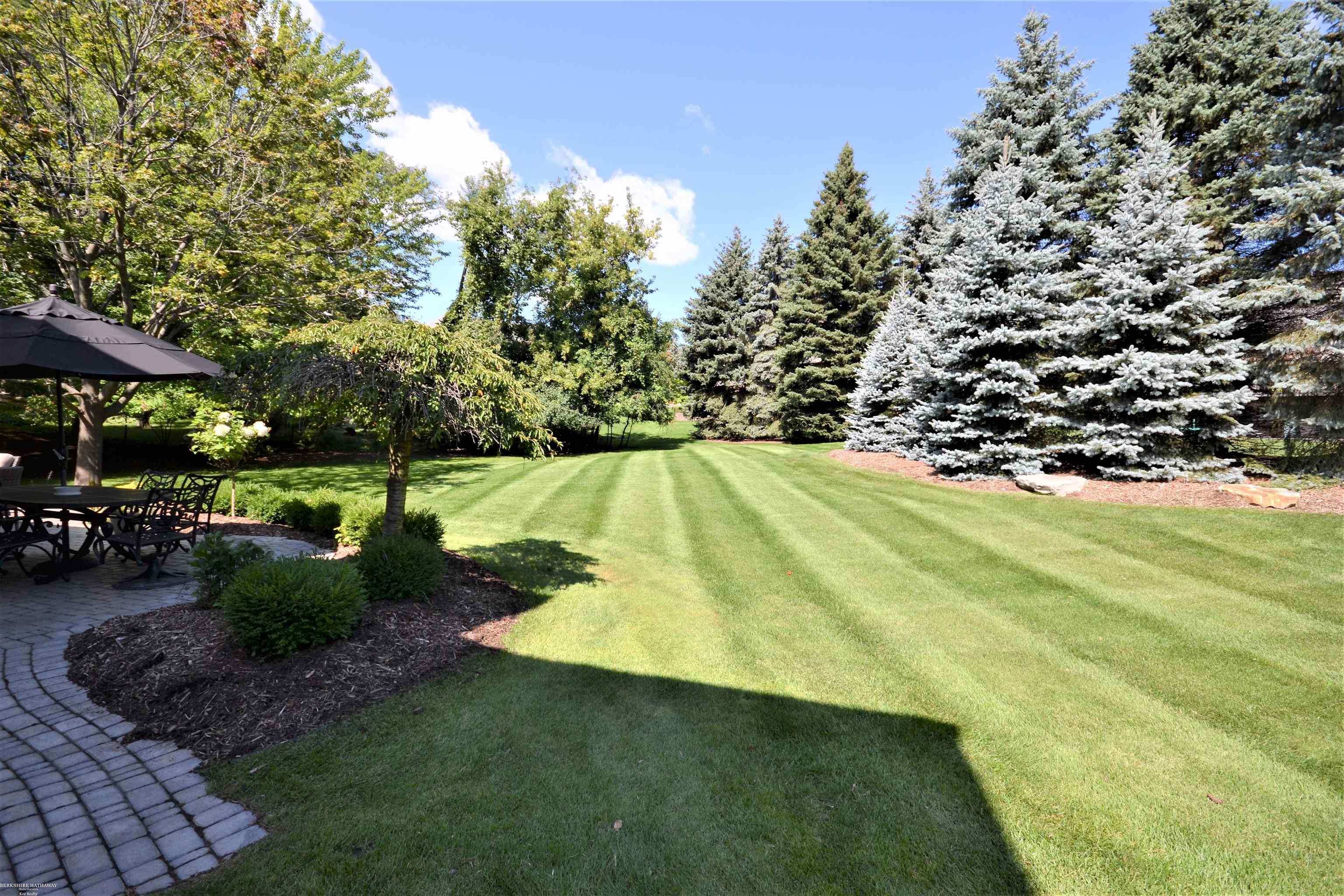 1813 Fox Run Rochester Hills, MI 48306 - Photo 8 of 68